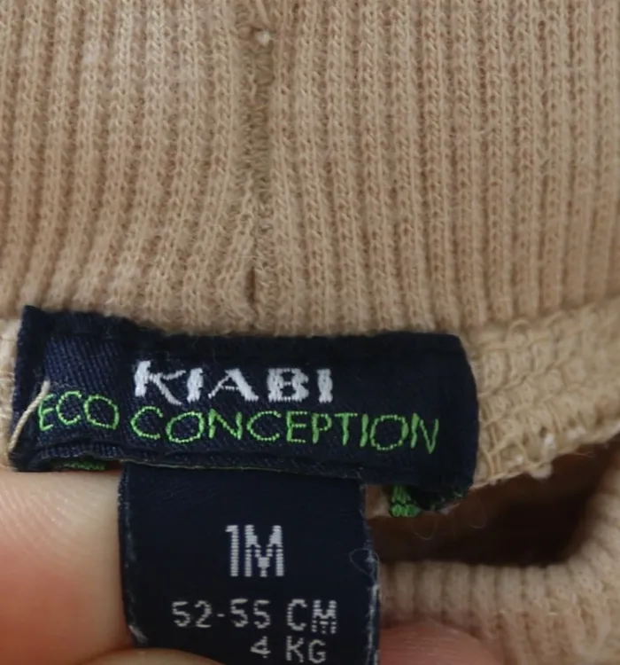 Ensemble automne/hiver haut/pantalon Kiabi et pull Batman 1 mois - photo numéro 4