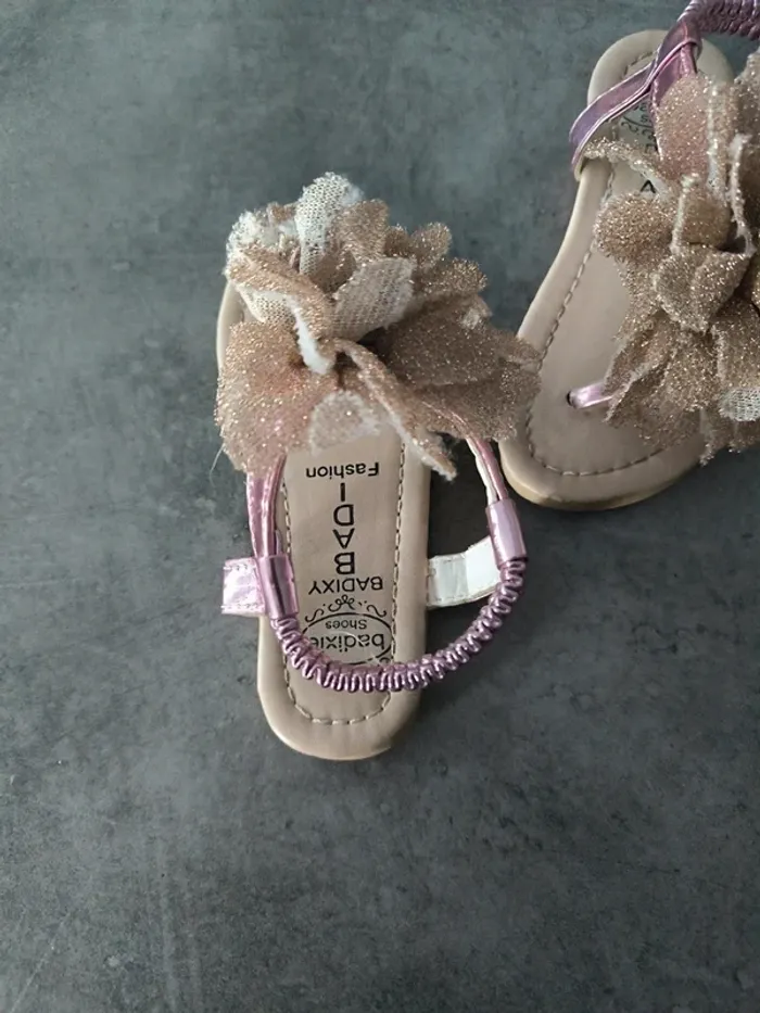 Chaussure - photo numéro 2