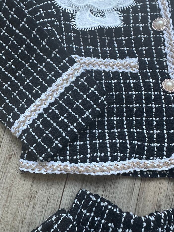 Ensemble, jupe et veste encolure dentelle fille 4 ans - photo numéro 4