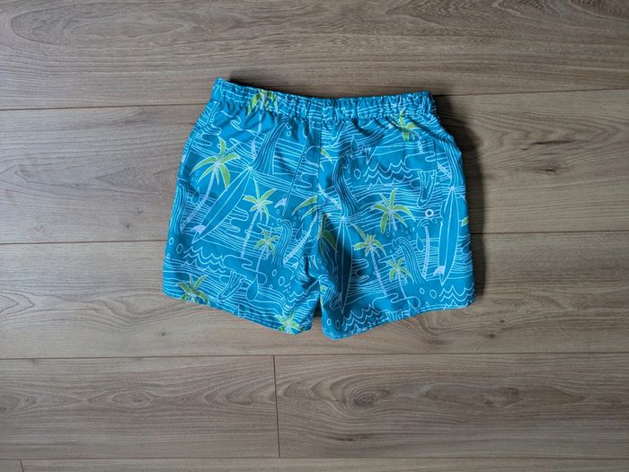 Short de bain neuf garçon 10 ans - photo numéro 3