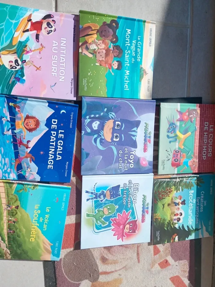Lot de 8 livres neuf ,macdo burger king - photo numéro 2