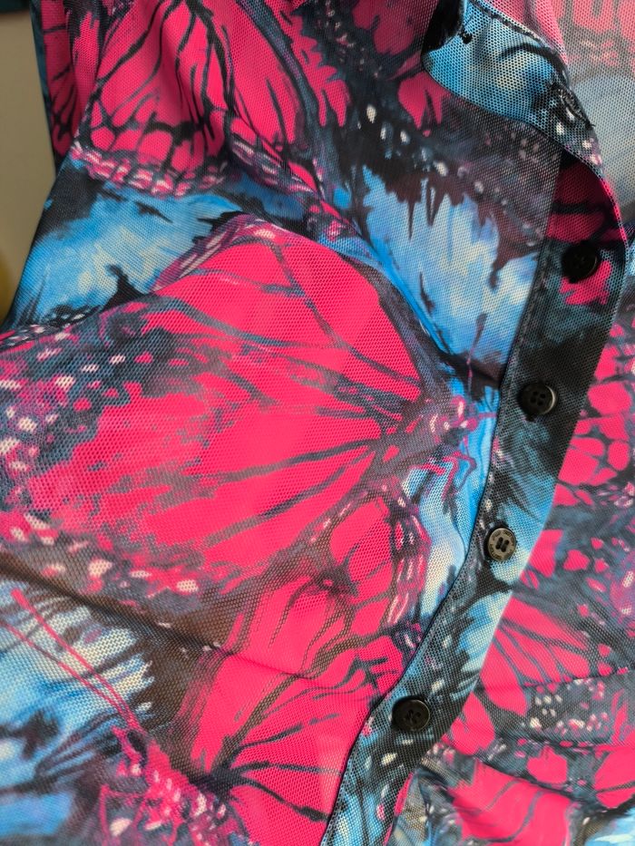 Chemise courte semi transparente - photo numéro 4