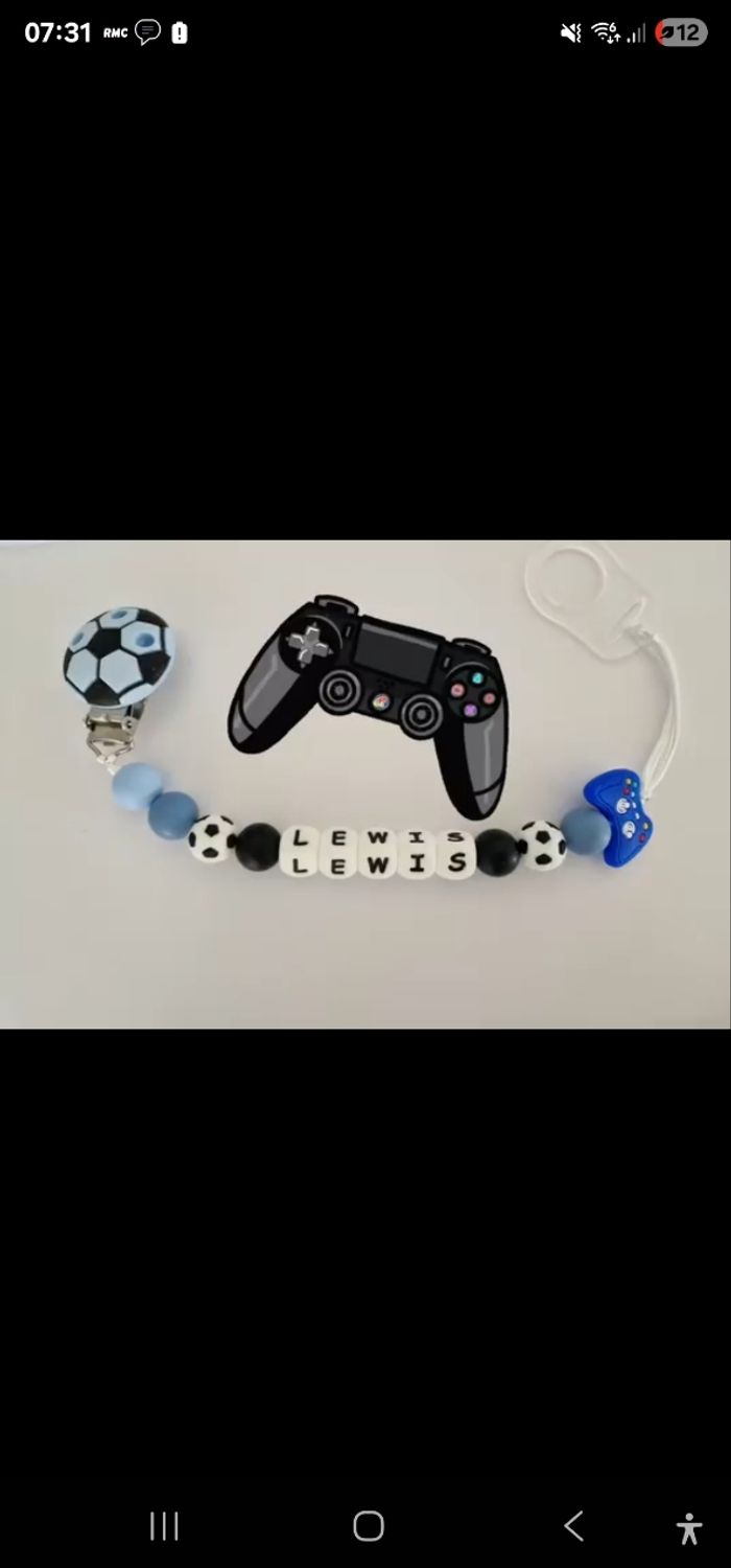 Attaches tetines personnalisé