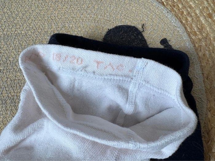 Lot 2.collants blanc bleu marine TAO Tape à ll’oeil 18 / 20 - photo numéro 5