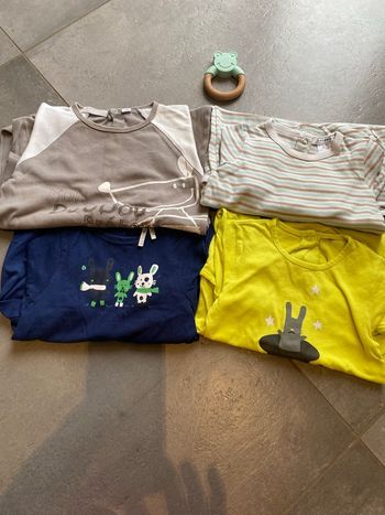 Lot 4 pyjamas 18 mois