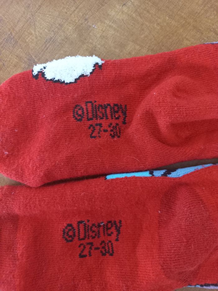 Paire de chaussettes Stitch 27/30 Noël - photo numéro 3