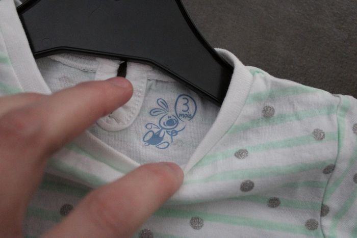 T-shirt manches courtes taille 3 mois 56-62 cm (NEUF). - photo numéro 2