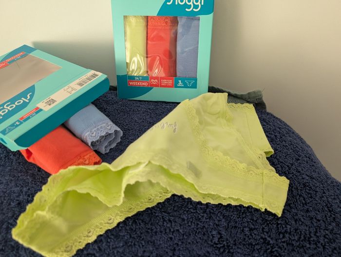 Lot de 6 culottes weekend femme. Taille 40 française. Neuf. Sloggi - photo numéro 8