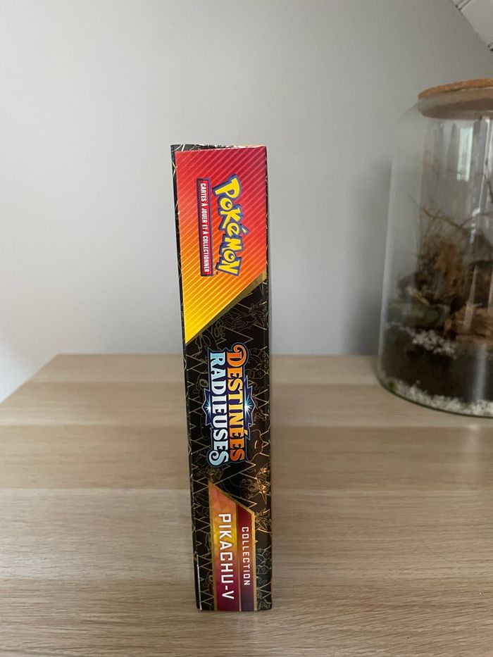COFFRET PIKACHUV DÉSTINÉ RADIEUSE - photo numéro 3
