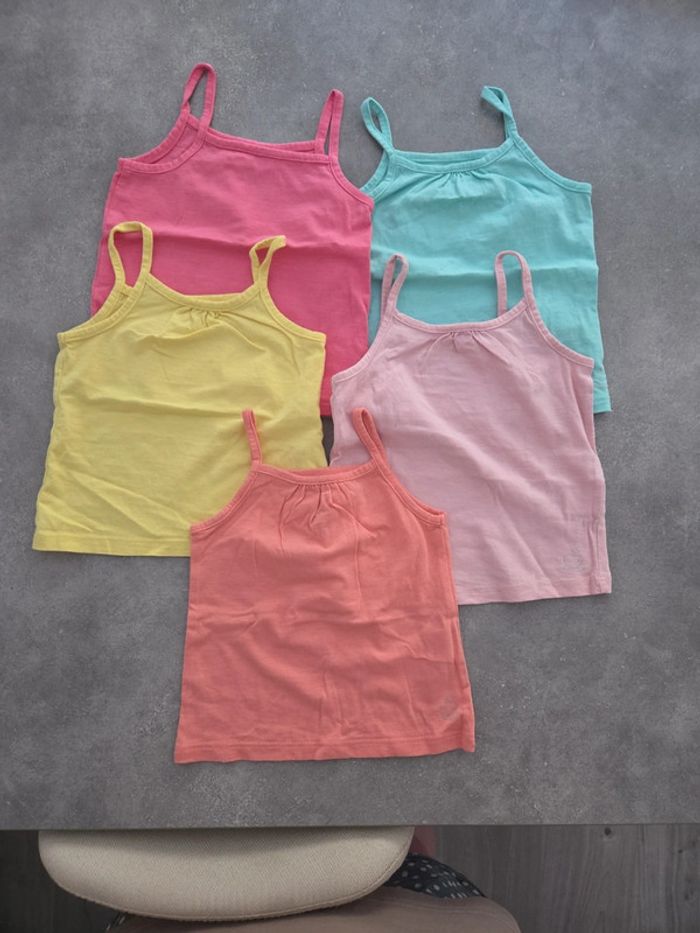 Lot 5 débardeurs fine bretelle bébé fille 100%coton T12mois TBE orchestra