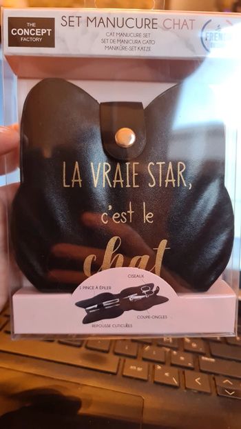 Trousse manucure chat