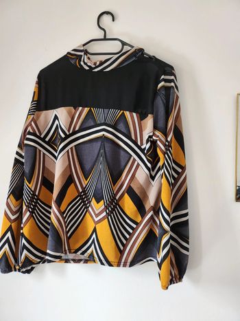 Manche longue avec noeud