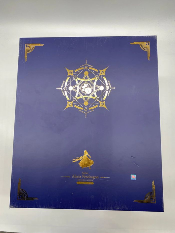 Statuette Fate/Grand Order Saber Altria Pendragon second Ascension 1/4 - photo numéro 6