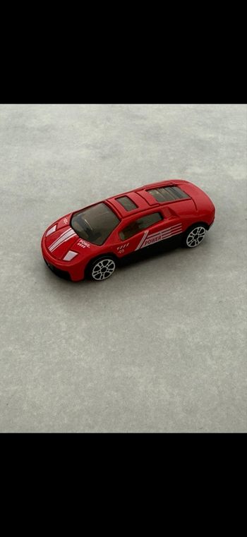 Voiture de course sport