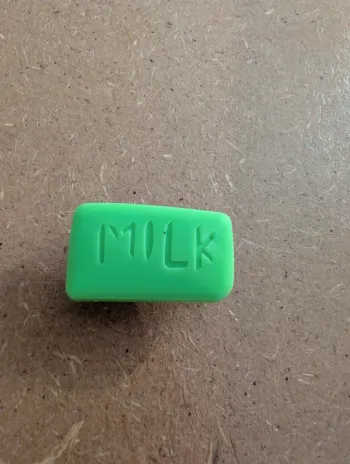 Jibbitz Milk