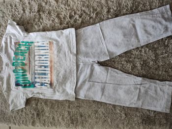 Pyjama taille 2-3 ans // 98 cm