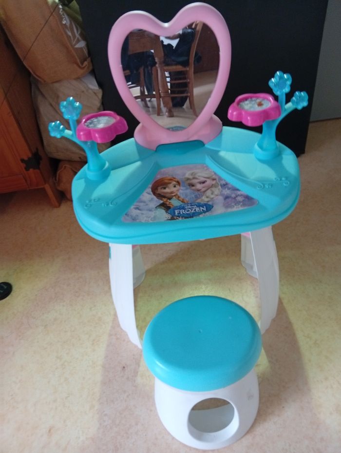 Coiffeuse reine des neiges