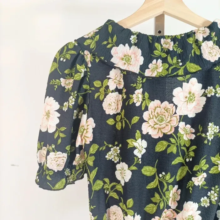 Blouse fleurie Dorothy Perkins noire fleurie taille 36 col volanté neuve A526 - photo numéro 9