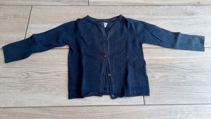 Gilets fille 👧 - photo numéro 2