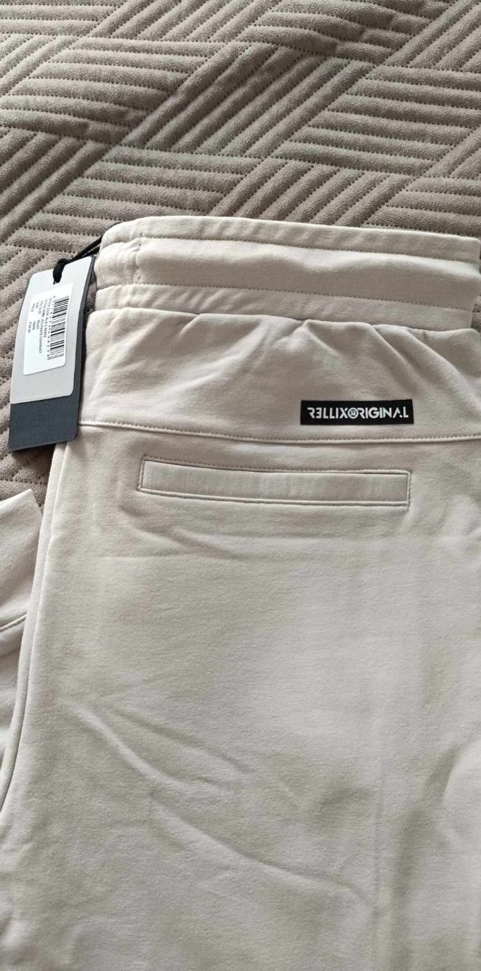 Training rellix taille 188( 17 ans ) et plus - photo numéro 3