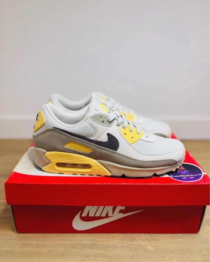Nike Air Max 90 Cave Stone Light Bone Chamois Taille 44.5 - photo numéro 2