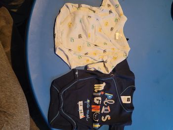 2 bodies manche courte 1 mois