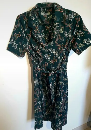 Robe a motifs fleurie