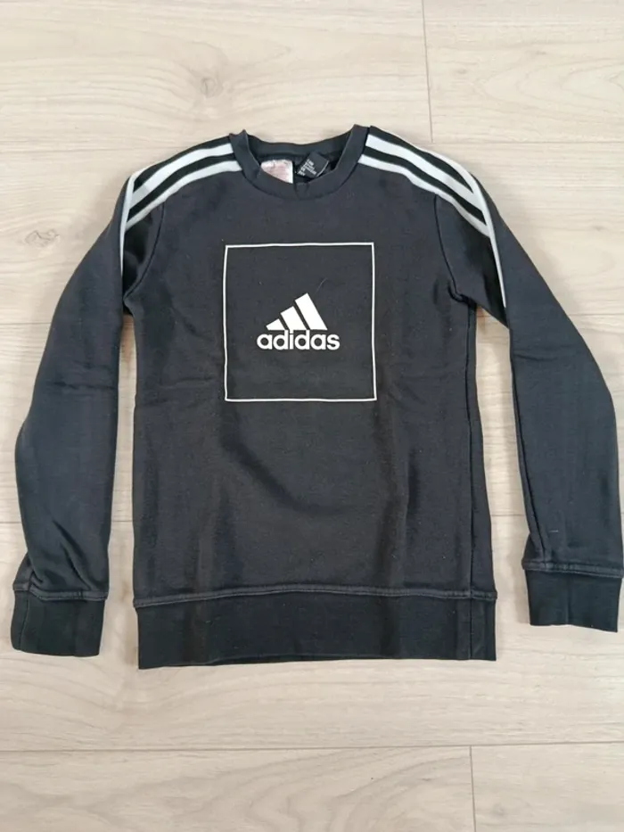 Pull adidas garçon, taille 7-8 ans