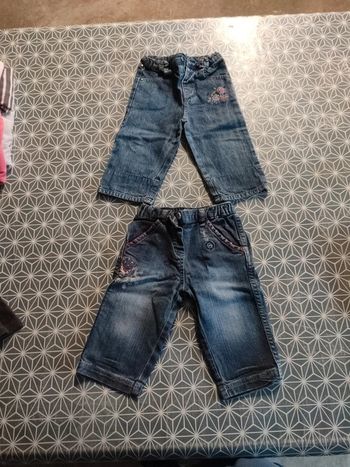 Lot de deux pantalons 12 mois