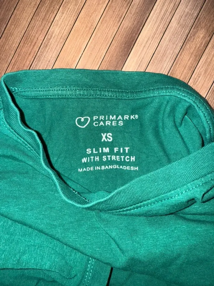 T-shirt Primark XS slim fit vert - photo numéro 3