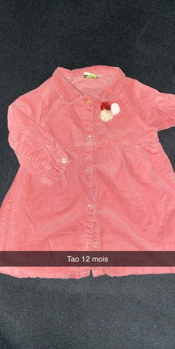 Robe velours tape à l’œil