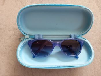 Paire de lunettes de soleil Reine des neiges