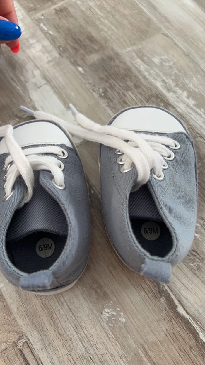 Petite chaussures 6-9 mois - photo numéro 5