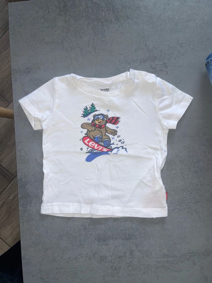 T-shirt Lévis - photo numéro 2