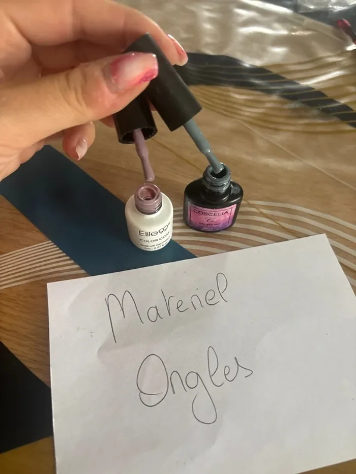 Lot de 2 vernis vsp