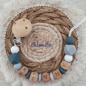 Attache tétine personnalisée