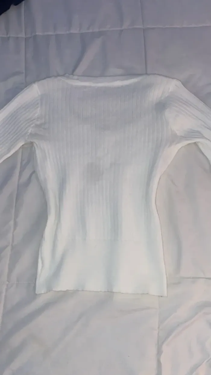 White long sleeves - photo numéro 2