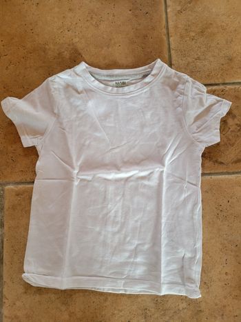 Tee shirt