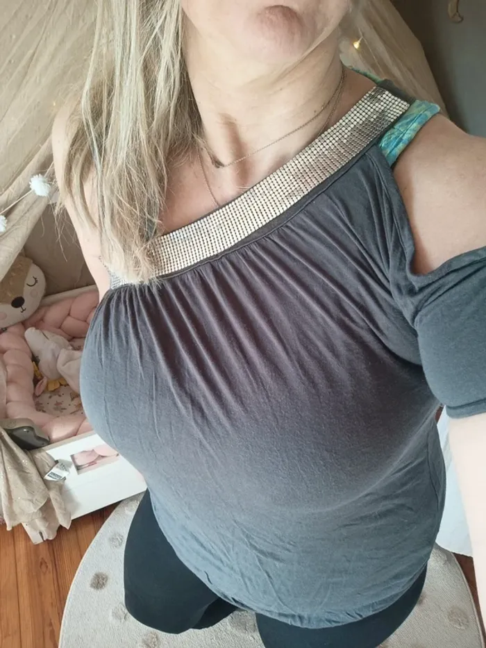 Top asymétrique avec col metal taille L - photo numéro 11