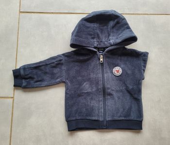 Veste à capuche 9 mois