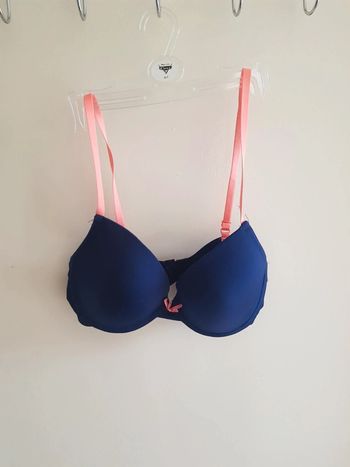 90D soutien-gorge bleu marine et rose