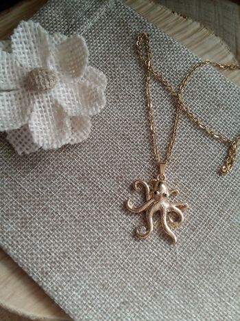 Collier pieuvre, doré avec zircons