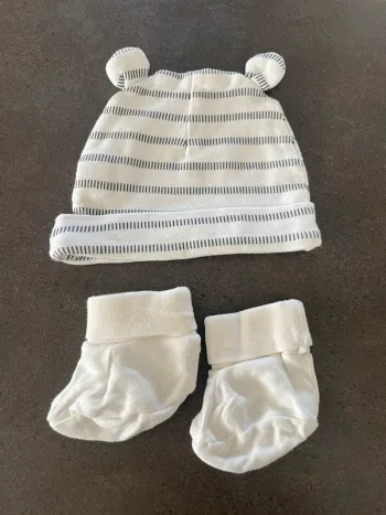 bonnet de naissance