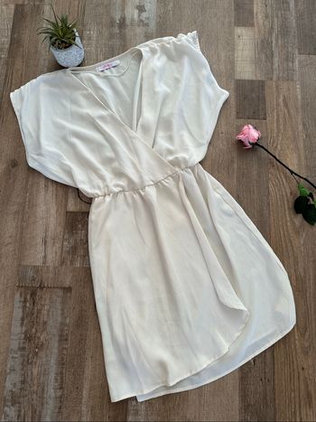 - Robe  (F) - Taille L - Très Bon état