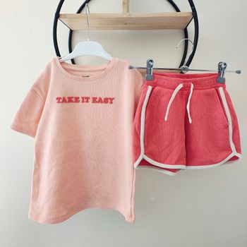 4 5 ans ensemble été Kiabi teeshirt (5 a) et short ( 4 a)