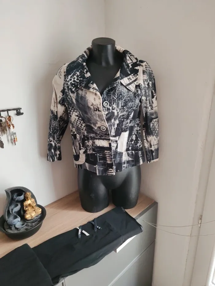 Ensemble Costume Femme – Taille 38 – Marque Multiple – Chic & Original !