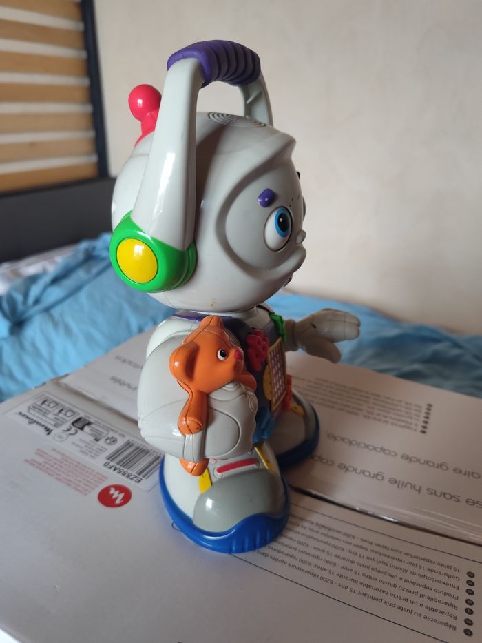 Robot 🤖 - photo numéro 6