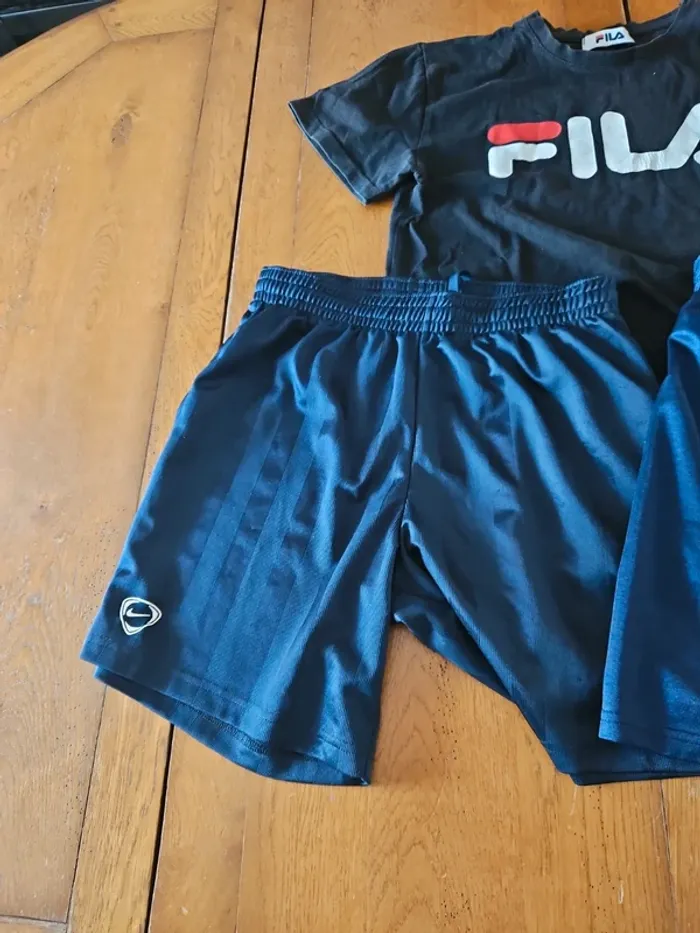 Lot 2 shorts + 1 tee shirt offert - photo numéro 2