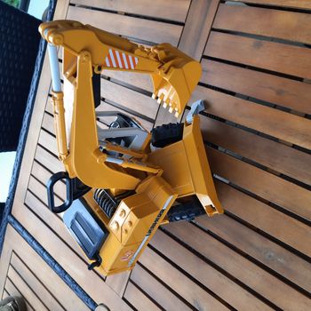 Excavatrice Bruder Liebherr 912 vintage robuste