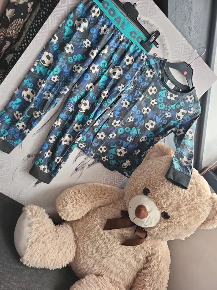 Pyjama Foot